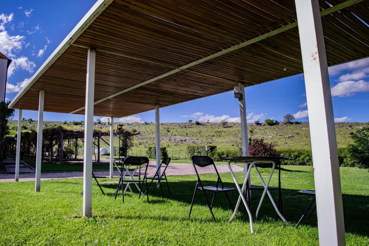 Bed and Breakfast Posada Y Spa Las Golondrinas à Sierra de la Ventana Extérieur photo